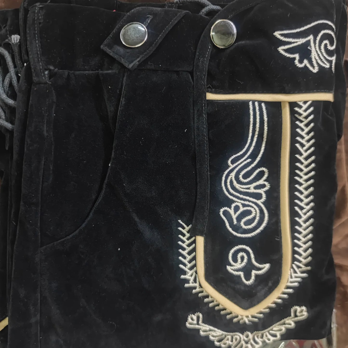 Herren Lederhosen Kostüm Deutsches Trachtenoutfit mit Hosenträgern für das Münchner Oktoberfest und Cosplay-Overall