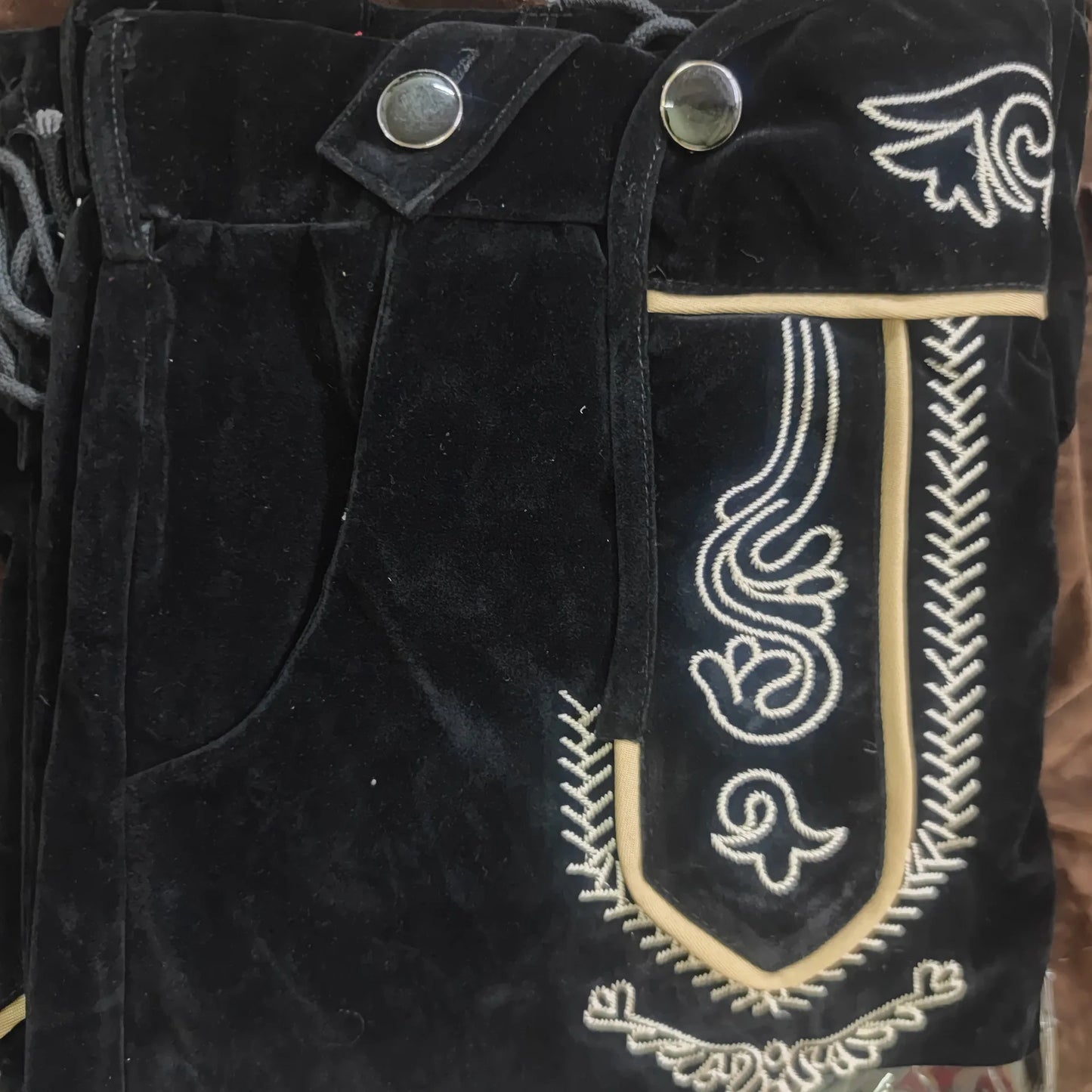 Herren Lederhosen Kostüm Deutsches Trachtenoutfit mit Hosenträgern für das Münchner Oktoberfest und Cosplay-Overall